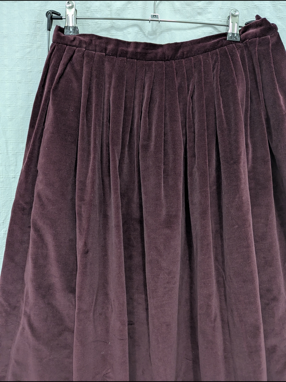 Ralph Lauren Vintage 90s Velvet Pleated Midi Skirt - Deep Plum - Picture 2 of 9